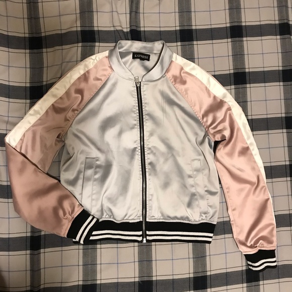 Satin bomber - Picture 3 of 3